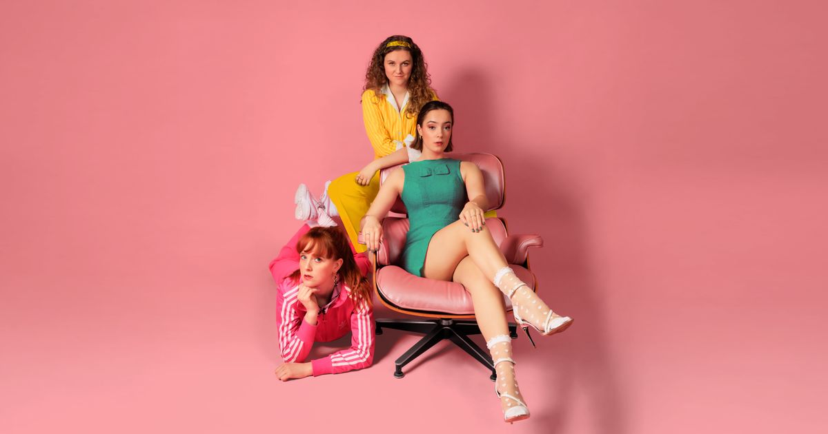 Tradwives de musical — Club Satelliet