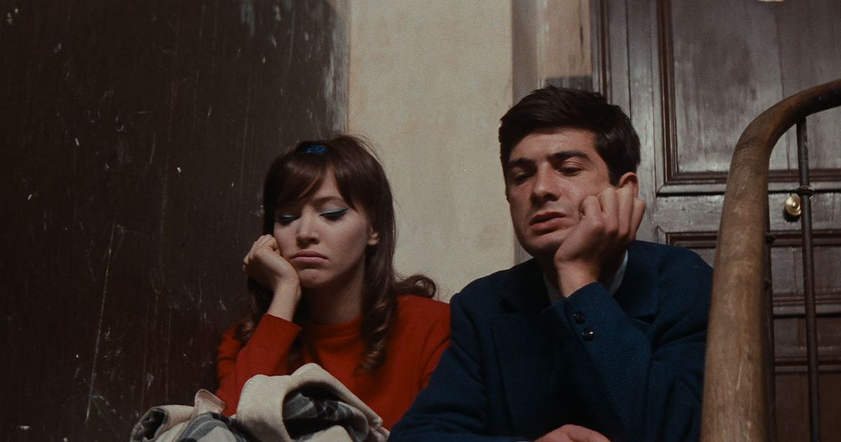 Une Femme Est Une Femme